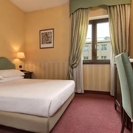 Western Tritone Hotel 4*