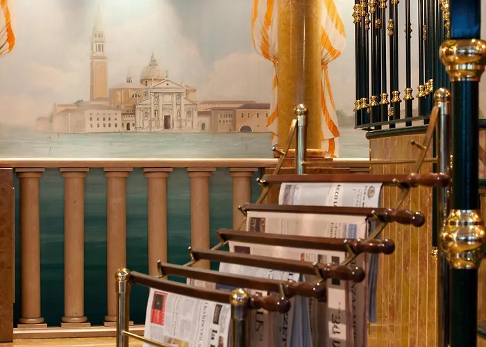 Western Tritone Hotel