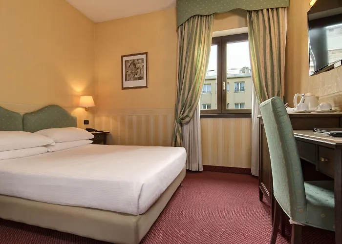 Western Tritone Hotel 4*