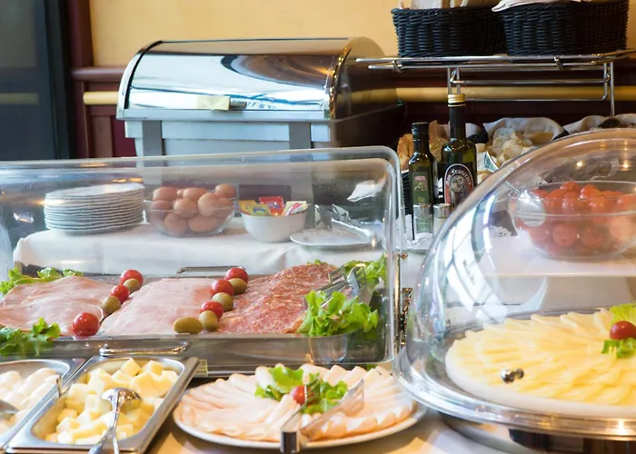 Western Tritone Hotel