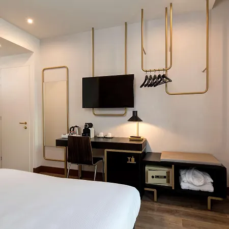 Western Tritone 4* Mestre