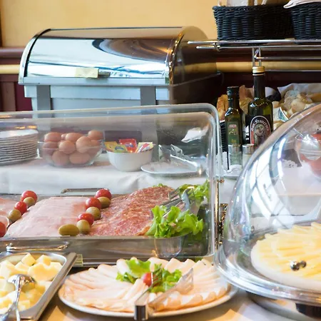 Western Tritone Hotell