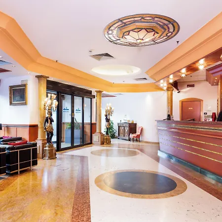 Western Tritone Hotel 4*