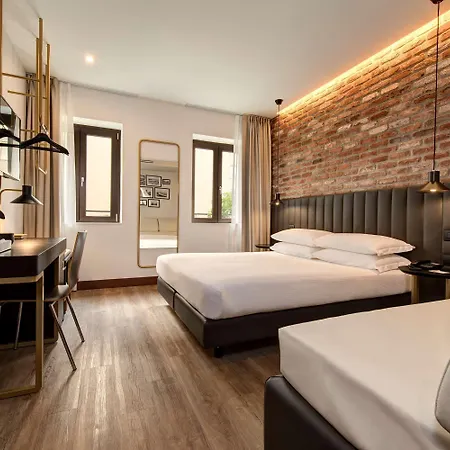 Western Tritone 4* Mestre