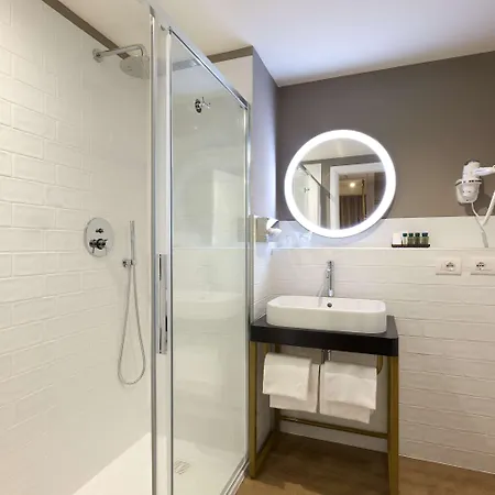 Hotel Western Tritone