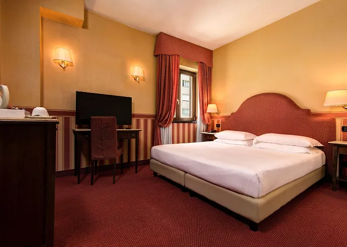 Western Tritone Hotel 4*