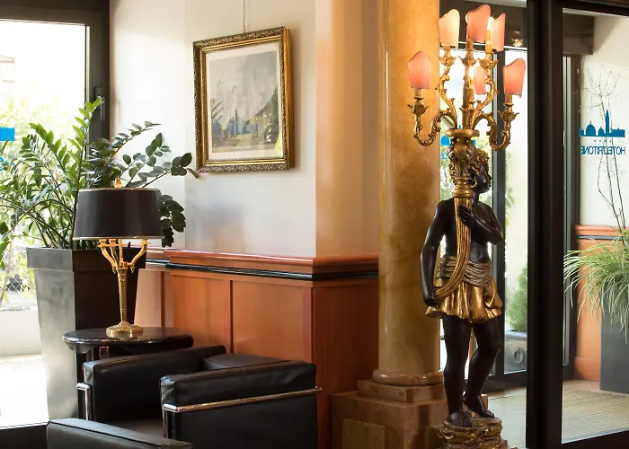 Hotel Western Tritone