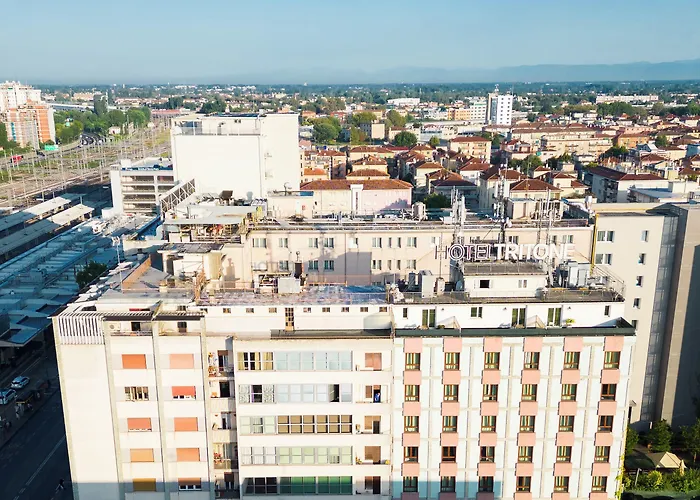 Hotel Western Tritone 4*